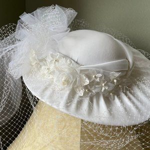 Vintage 80s Wedding Hat with Short Veil